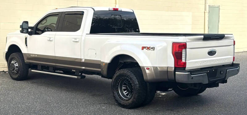 2018 Ford F-350 Super Duty Lariat
