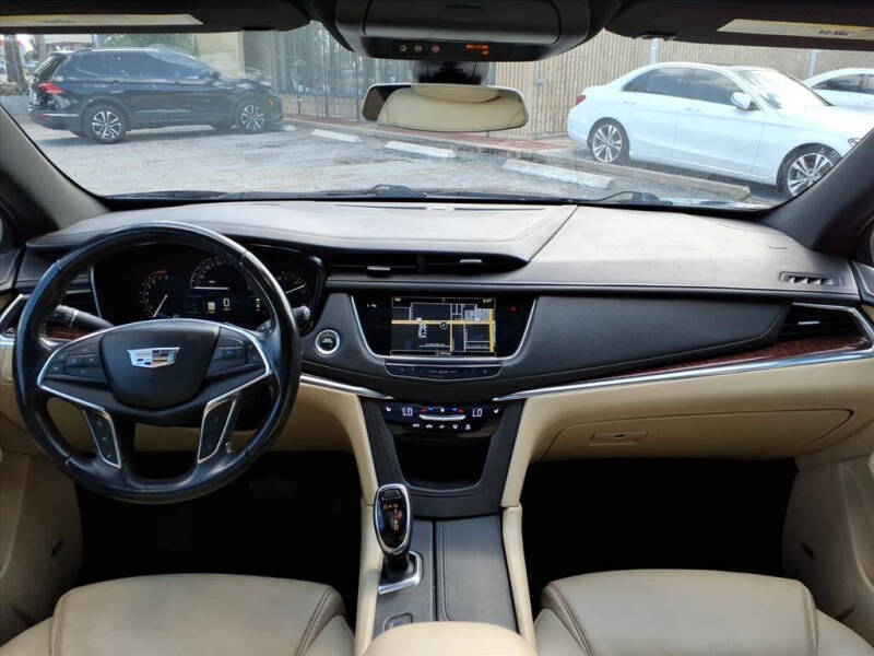 2018 Cadillac XT5 Luxury