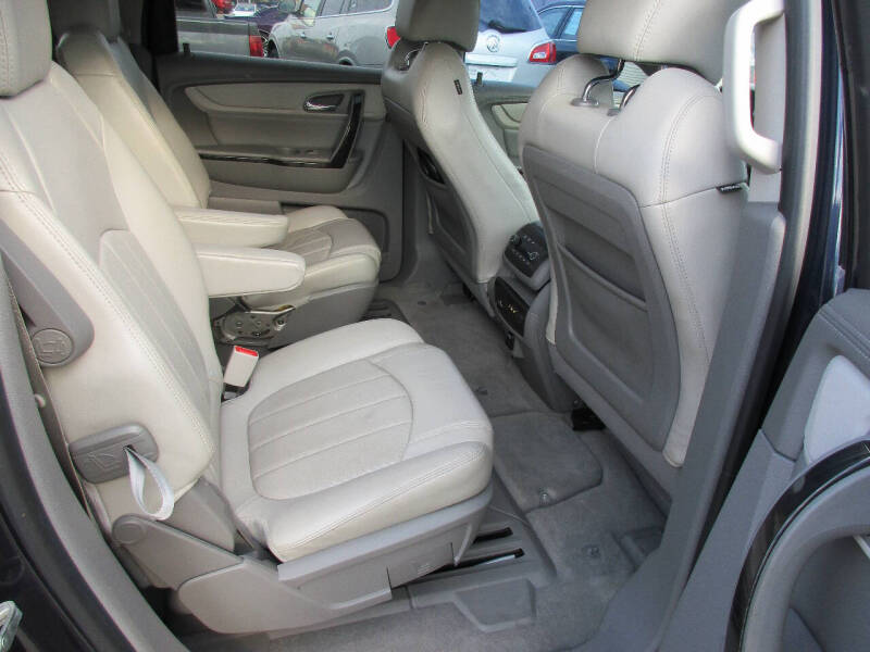 2016 Chevrolet Traverse LTZ