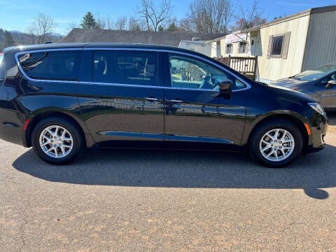 2020 Chrysler Pacifica Touring