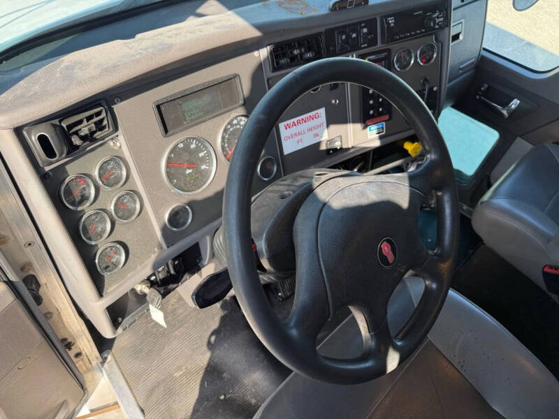 2020 Kenworth T270