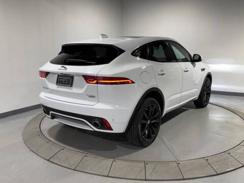 2019 Jaguar E-PACE P300 R-Dynamic SE