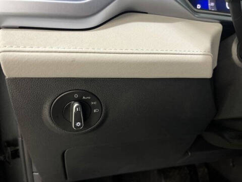 2026 Volkswagen Taos SE 4Motion