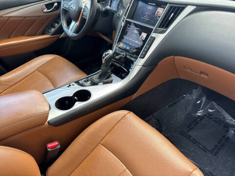 2023 Infiniti Q50 Luxe