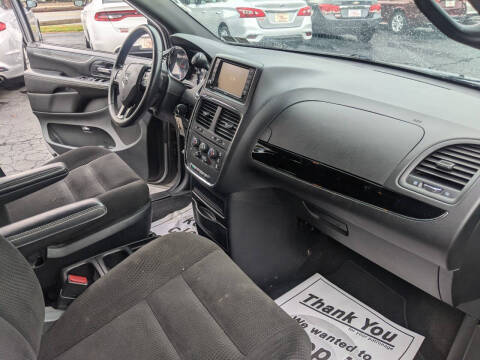 2016 Dodge Grand Caravan SE