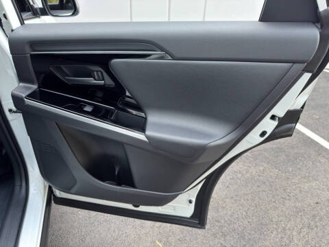 2024 Toyota bZ4X XLE