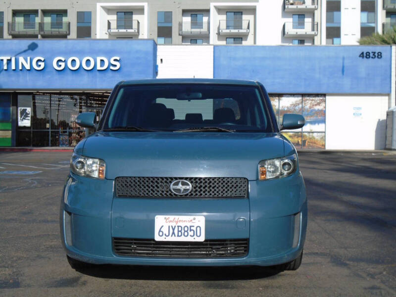 2010 Scion xB