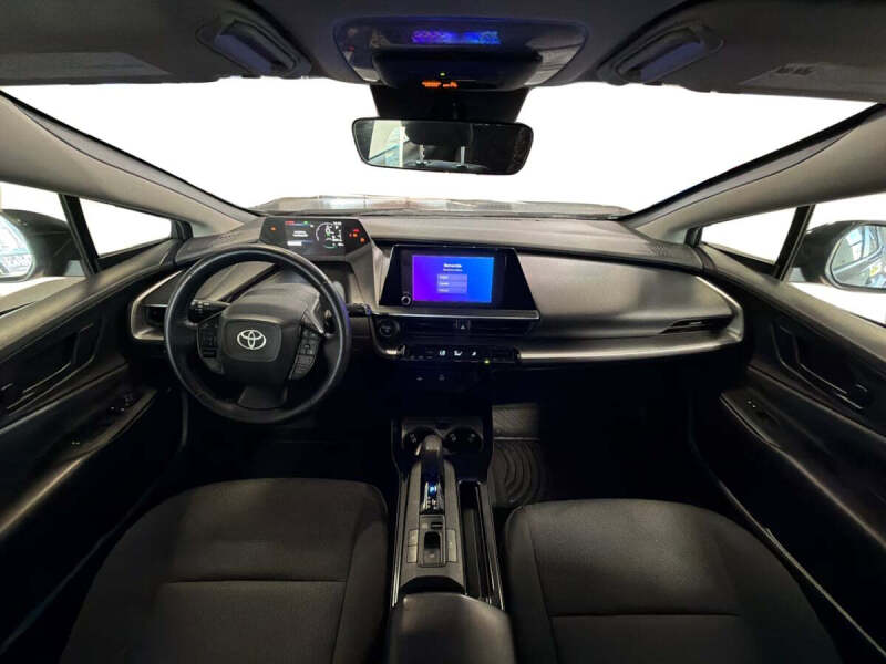 2024 Toyota Prius LE