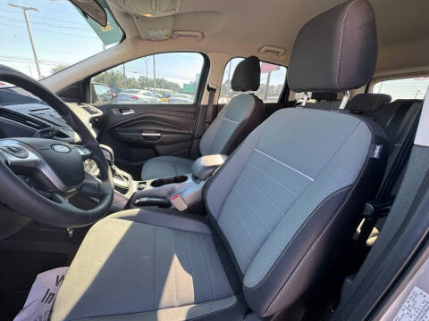 2015 Ford Escape SE