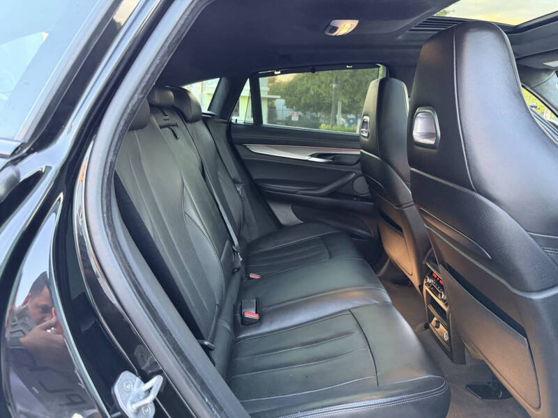 2016 BMW X6 M