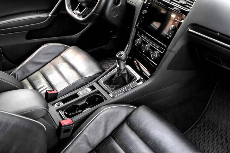 2019 Volkswagen Golf R 4Motion