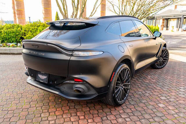 2022 Aston Martin DBX