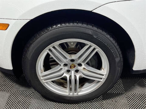 2020 Porsche Macan S