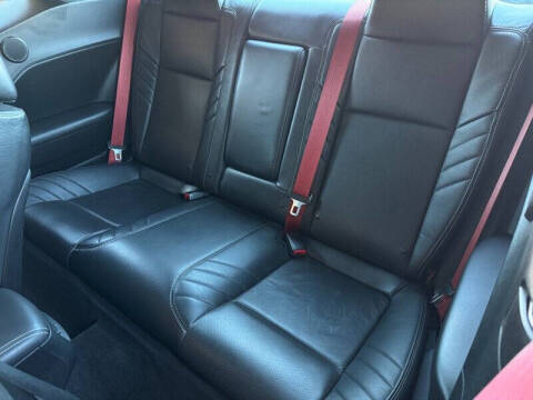 2016 Dodge Challenger SRT 392