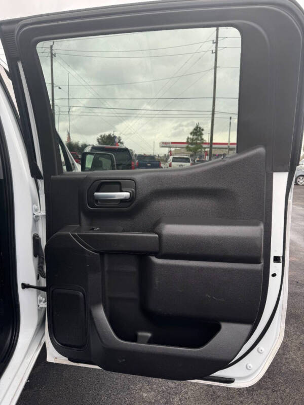 2021 Chevrolet Silverado 1500 Custom