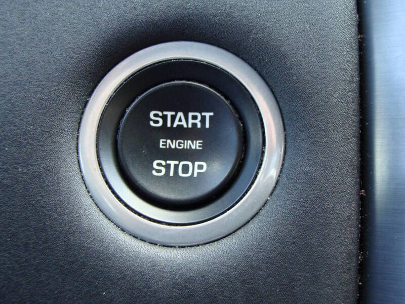 2020 Land Rover Discovery Landmark Edition