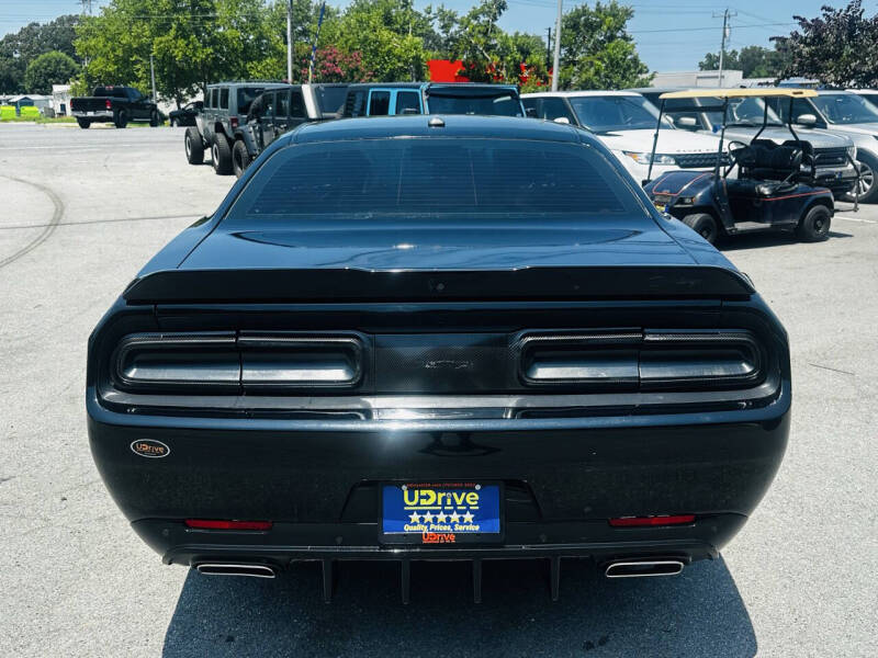 2019 Dodge Challenger SXT