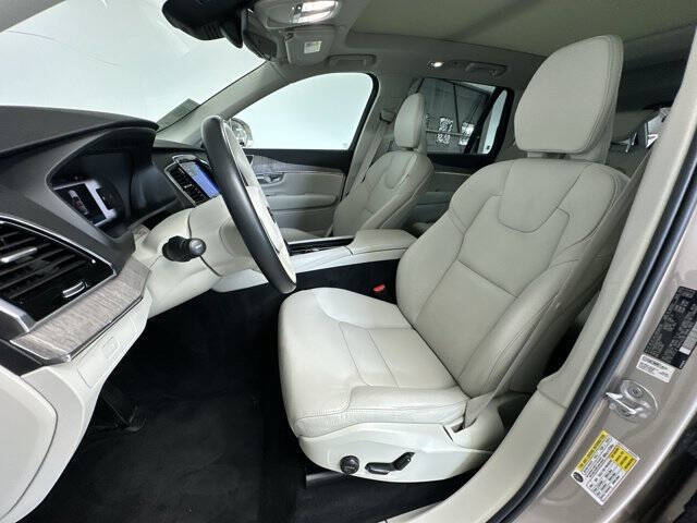 2023 Volvo XC90 B6 Plus Bright Theme 7P