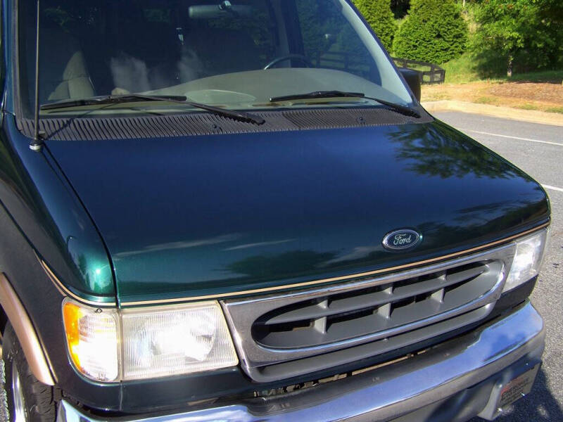 2000 Ford E-Series E-150