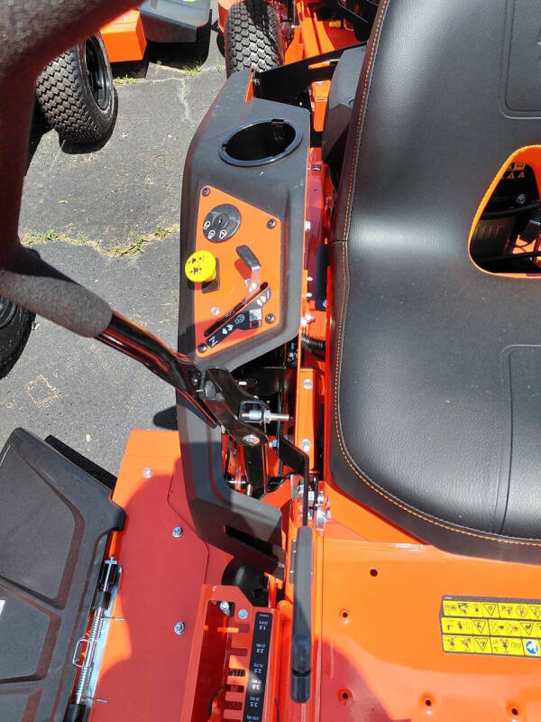 2026 Ariens EDGE 42 Briggs
