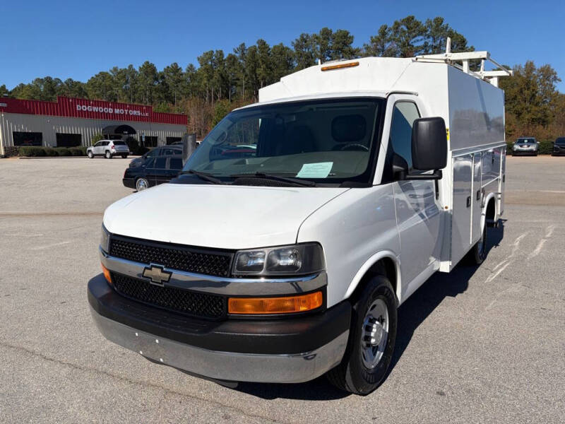 2015 Chevrolet Express Cutaway Base