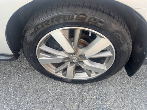 2015 Nissan Pathfinder Platinum