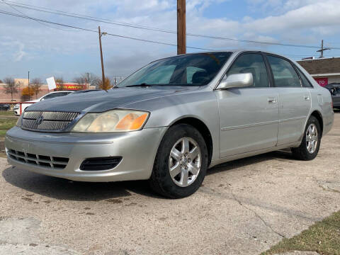 2002 Toyota Avalon for sale at Texas Select Autos LLC in Mckinney TX