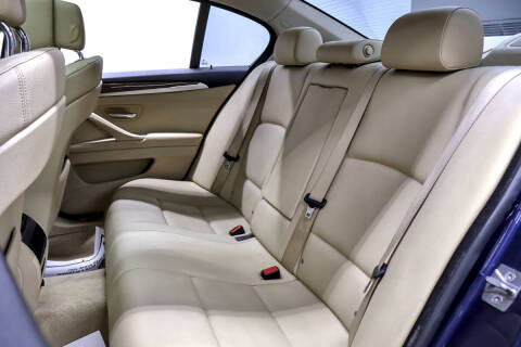 2011 BMW 5 Series 528i