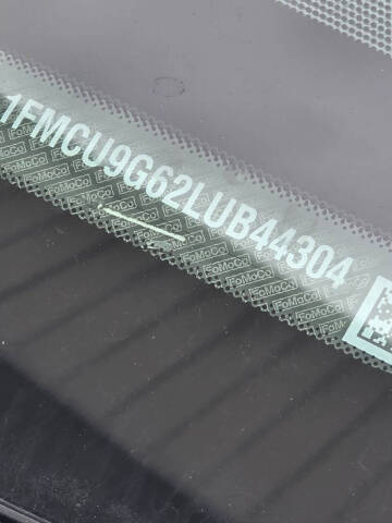 2020 Ford Escape SE