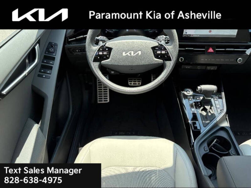 2025 Kia Niro EX Touring