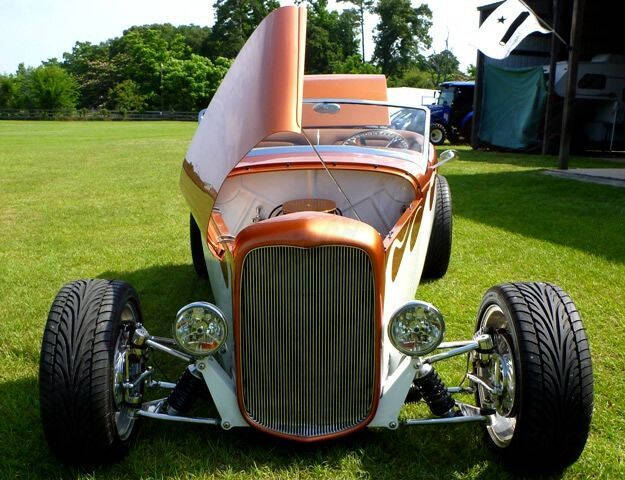 1932 Ford Model 18