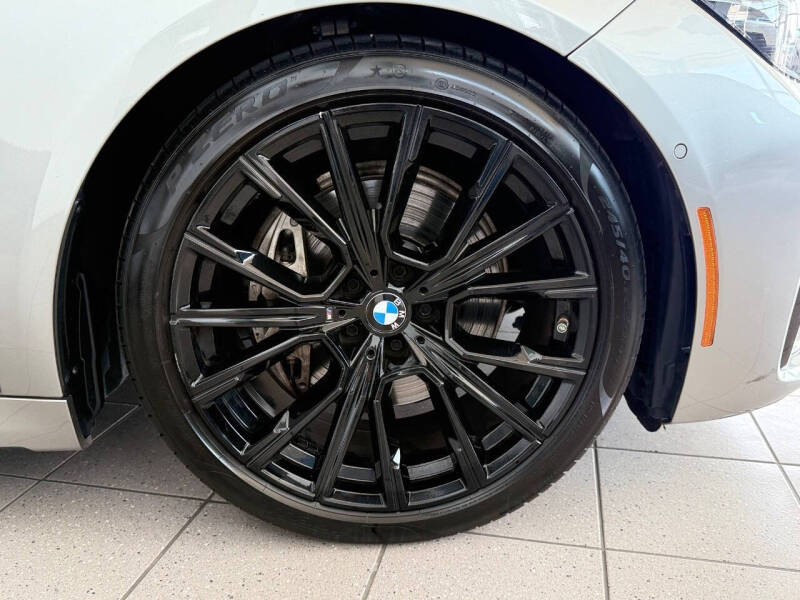 2022 BMW 7 Series 740i