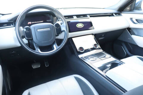 2019 Land Rover Range Rover Velar P250 R-Dynamic SE