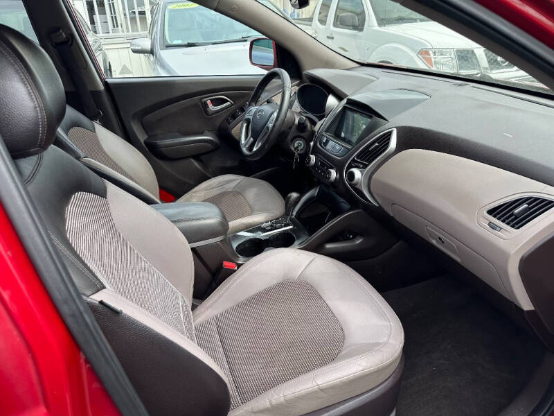 2011 Hyundai Tucson GLS