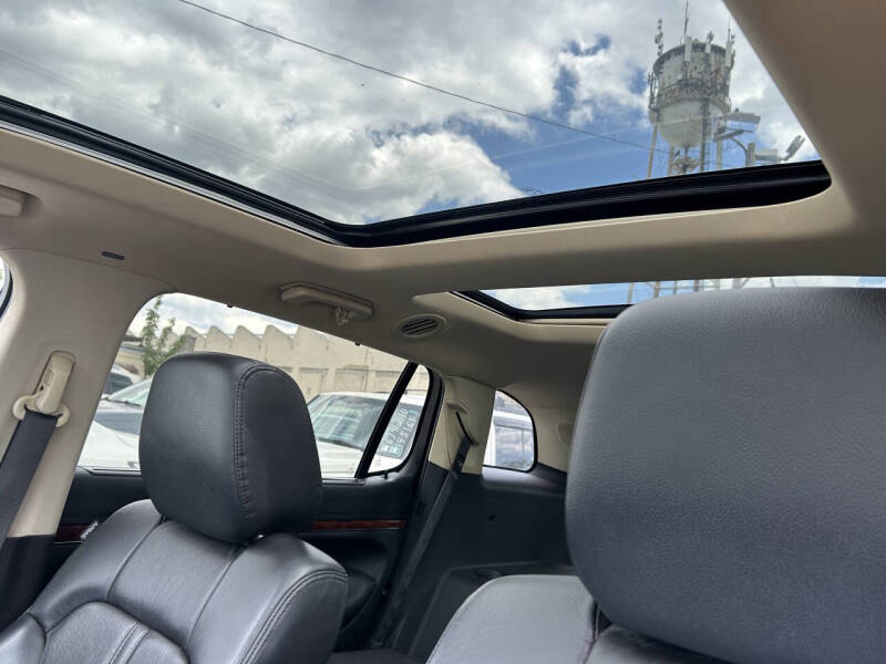 2016 Lincoln MKT EcoBoost