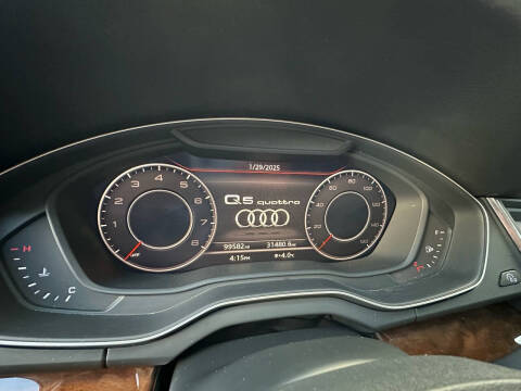 2018 Audi Q5 2.0T quattro Premium Plus