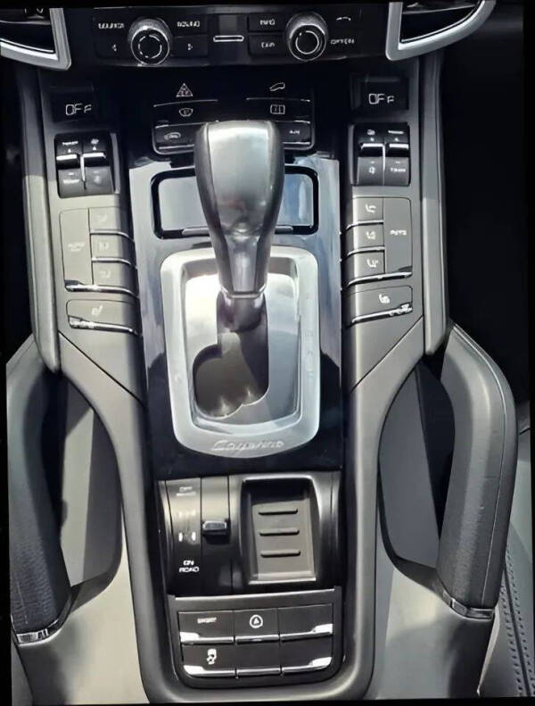 2016 Porsche Cayenne