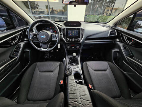 2017 Subaru Impreza 2.0i