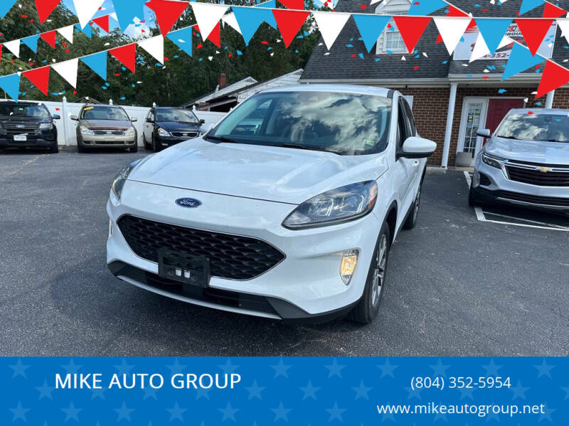 2022 Ford Escape SEL's photo