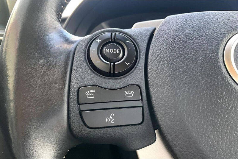 2016 Lexus IS 200t