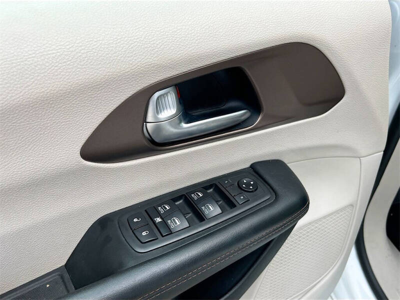 2019 Chrysler Pacifica Touring L Plus