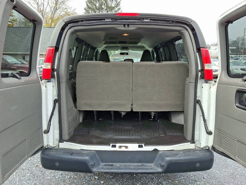 2017 Chevrolet Express LS 2500