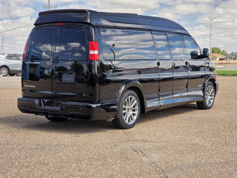 2019 Chevrolet Express 2500