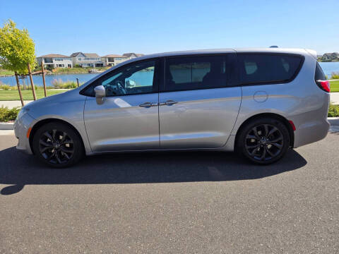 2019 Chrysler Pacifica Touring Plus