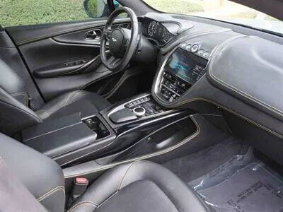 2021 Aston Martin DBX