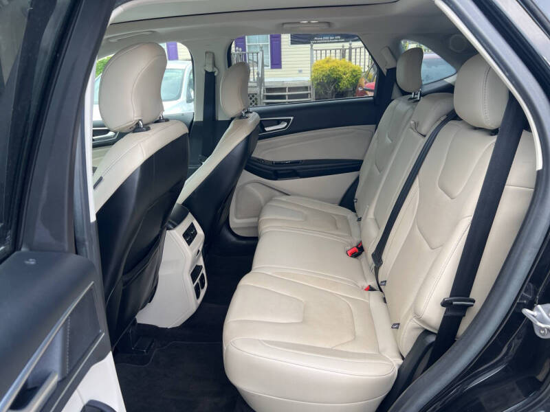 2016 Ford Edge Titanium