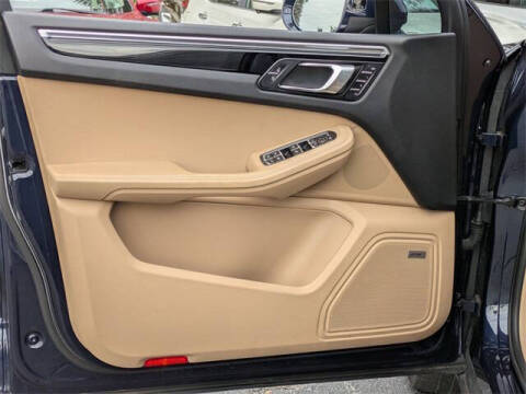 2019 Porsche Macan S