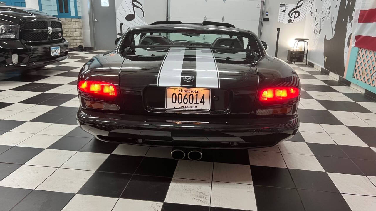1996 Dodge Viper 4