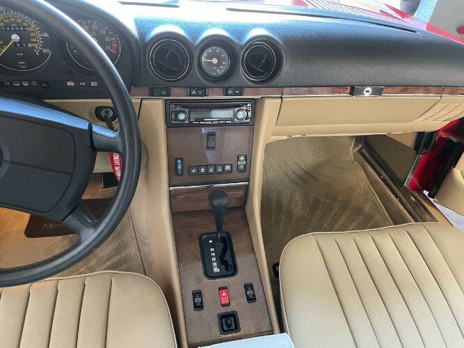 1988 Mercedes-Benz 560-Class 560 SL