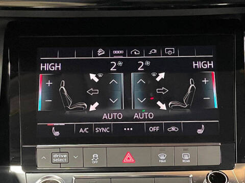 2021 Audi e-tron quattro Premium